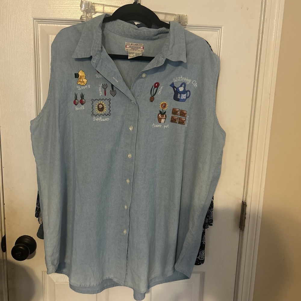 Vintage Denim Button Up SHIRT Size 22/24 AT LAST JEANSWEAR Sleeveless embroidery